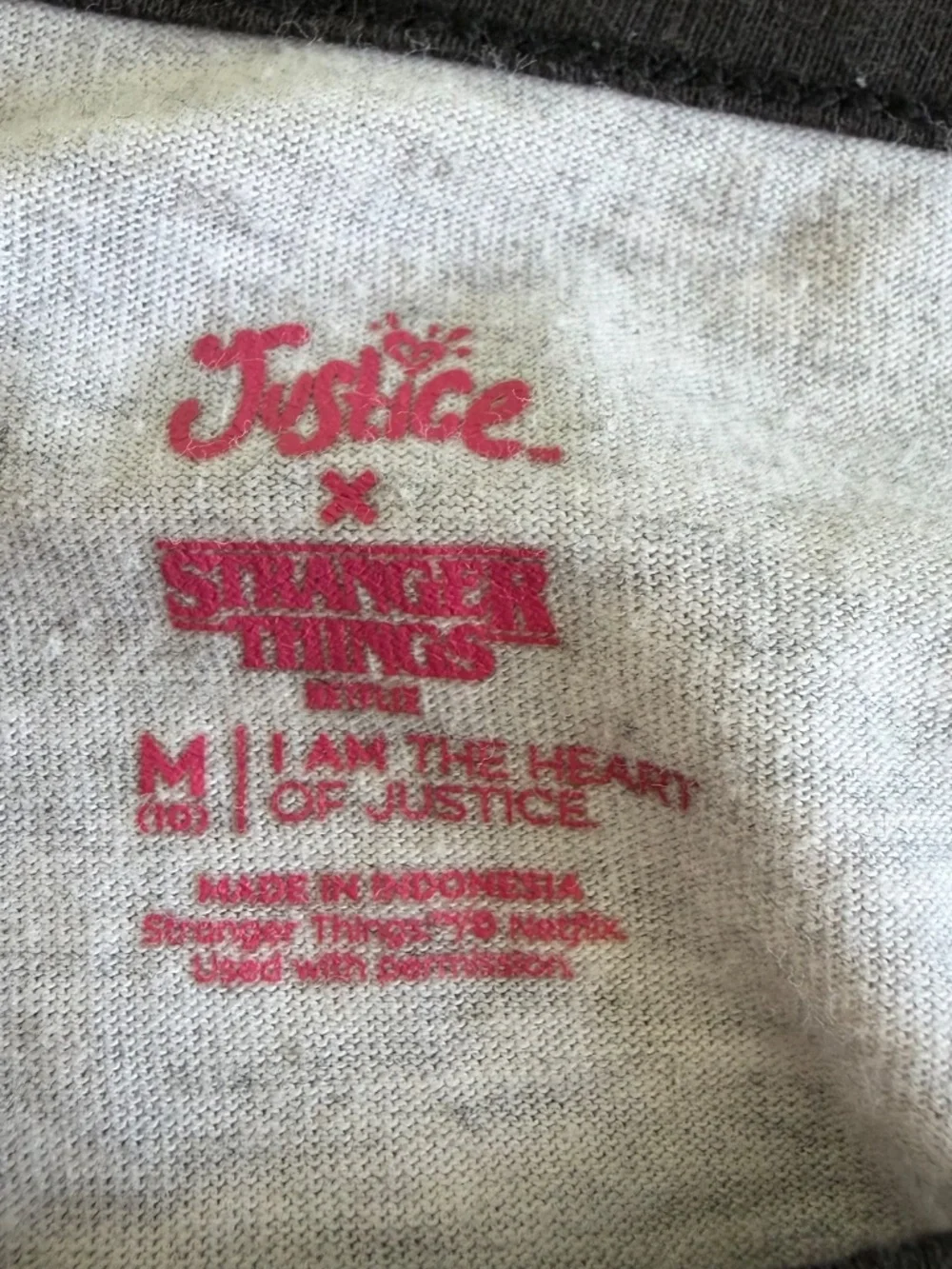Stranger Things x Justice Girls Top l M